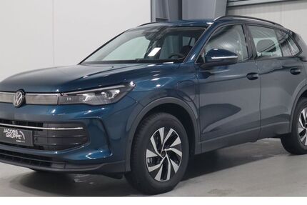 VW Tiguan 10.648 km 42.420 &euro; Aachen 52078