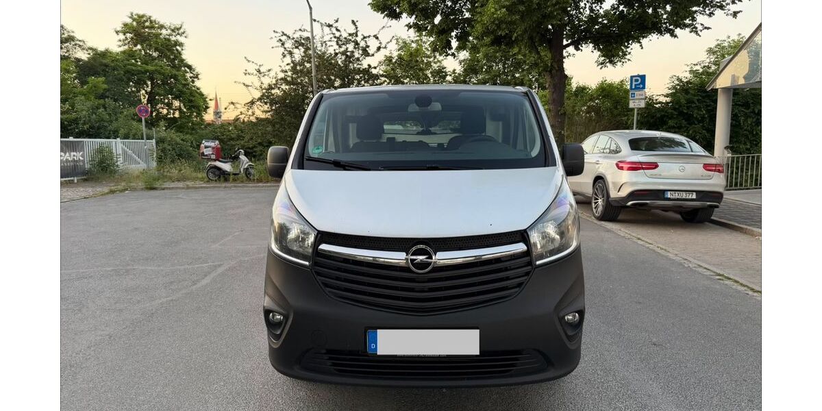 Opel Vivaro 280.000 km 5.900 &euro; Fürth 90766