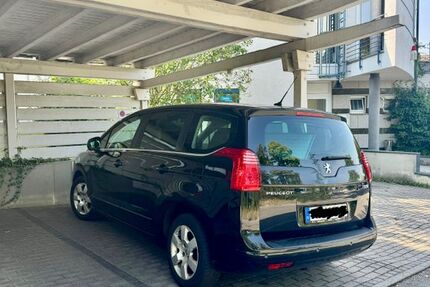 Peugeot 5008 173.000 km 5.100 &euro; Böblingen 71032