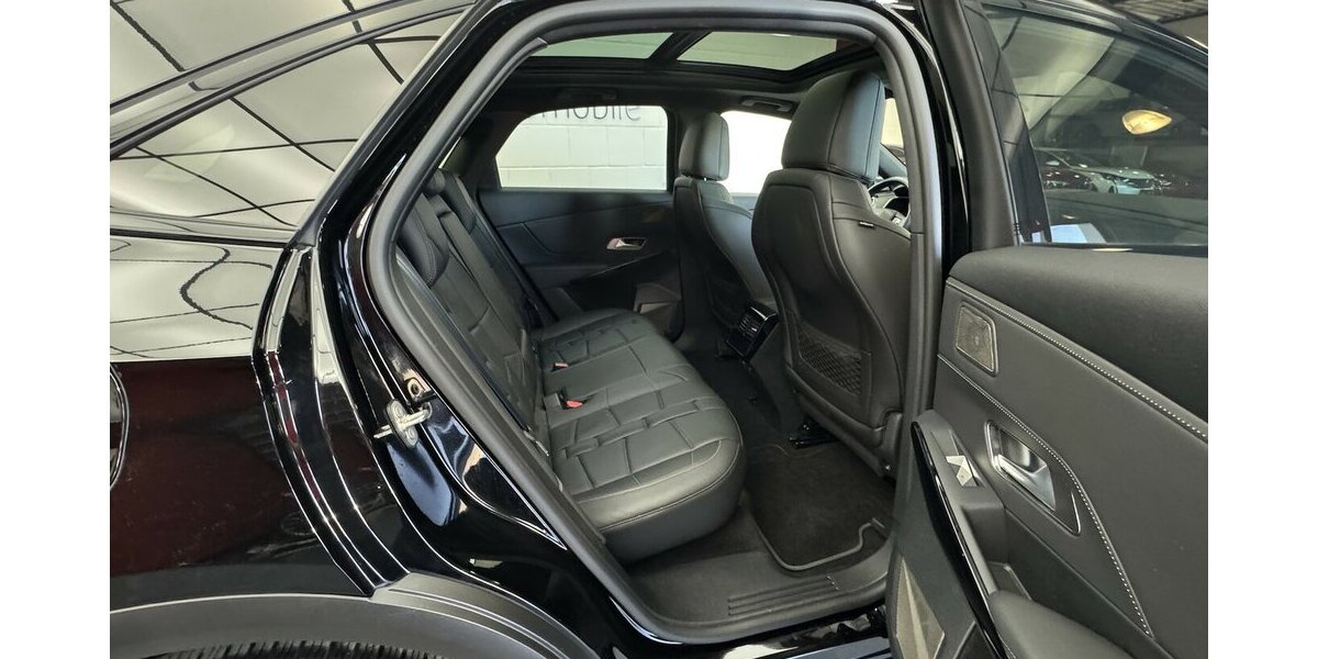DS Automobiles DS7 Blue HDI 130 Étoile LED Nachtsicht Pano 32.400 km 29.320 &euro; Lich 35423