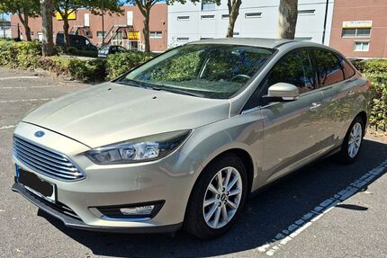 Ford Focus 162.546 km 5.800 &euro; Nieder-Olm 55268
