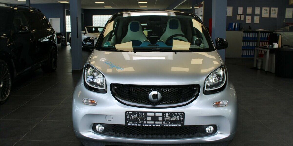 Smart ForTwo Coupe Proxy Panorama 73.447 km 7.980 &euro; Euskirchen 53881