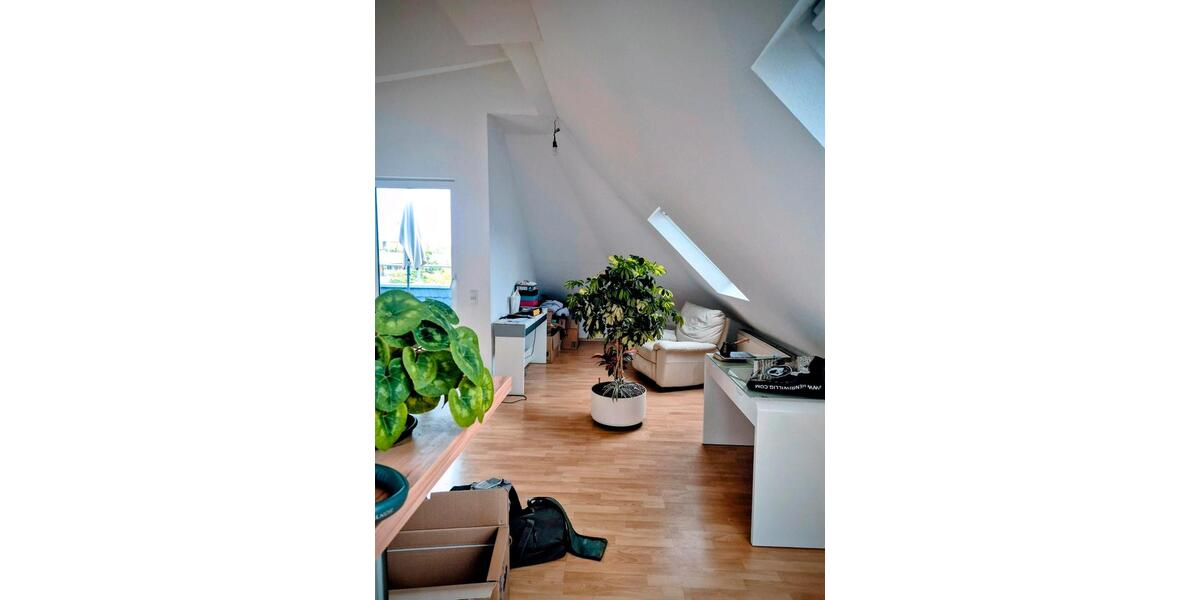 Dachgeschoßwohnung Frankfurt am Main Gallus - 3 Zimmer, 77 m&sup2;, 1.150&euro; | Angebot:25420638