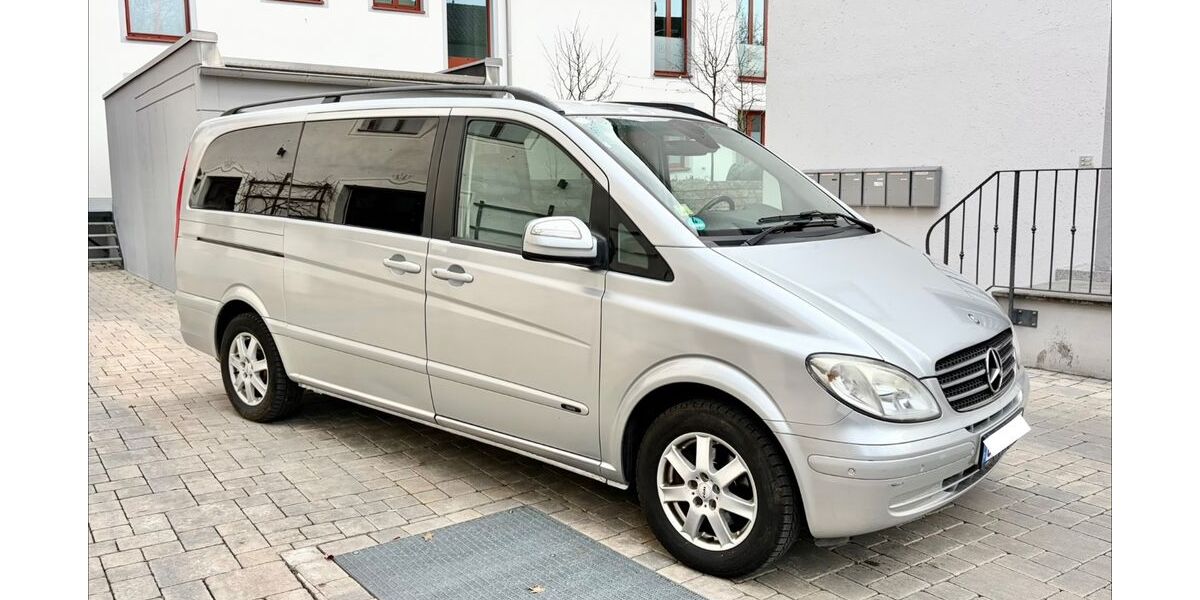 Mercedes-Benz Viano 211.000 km 9.900 &euro; München 81249