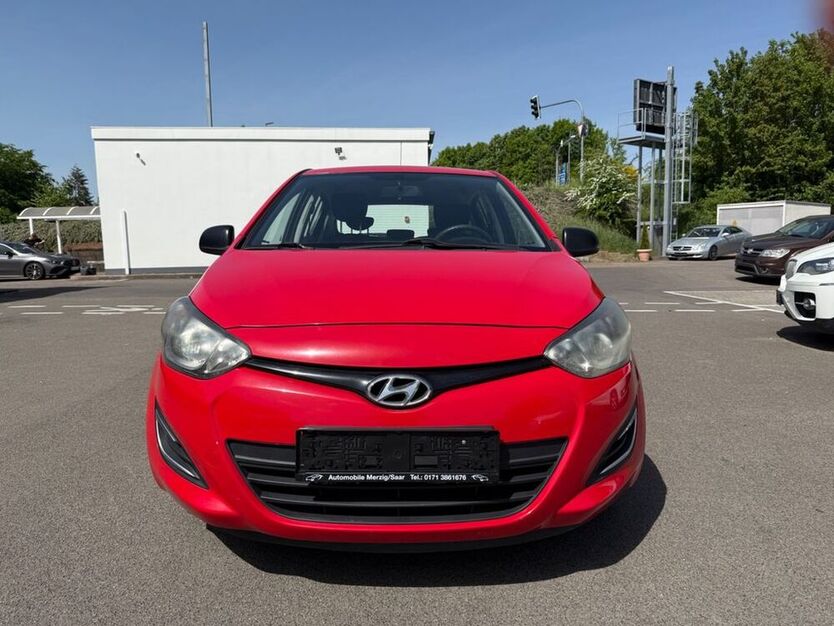 i20