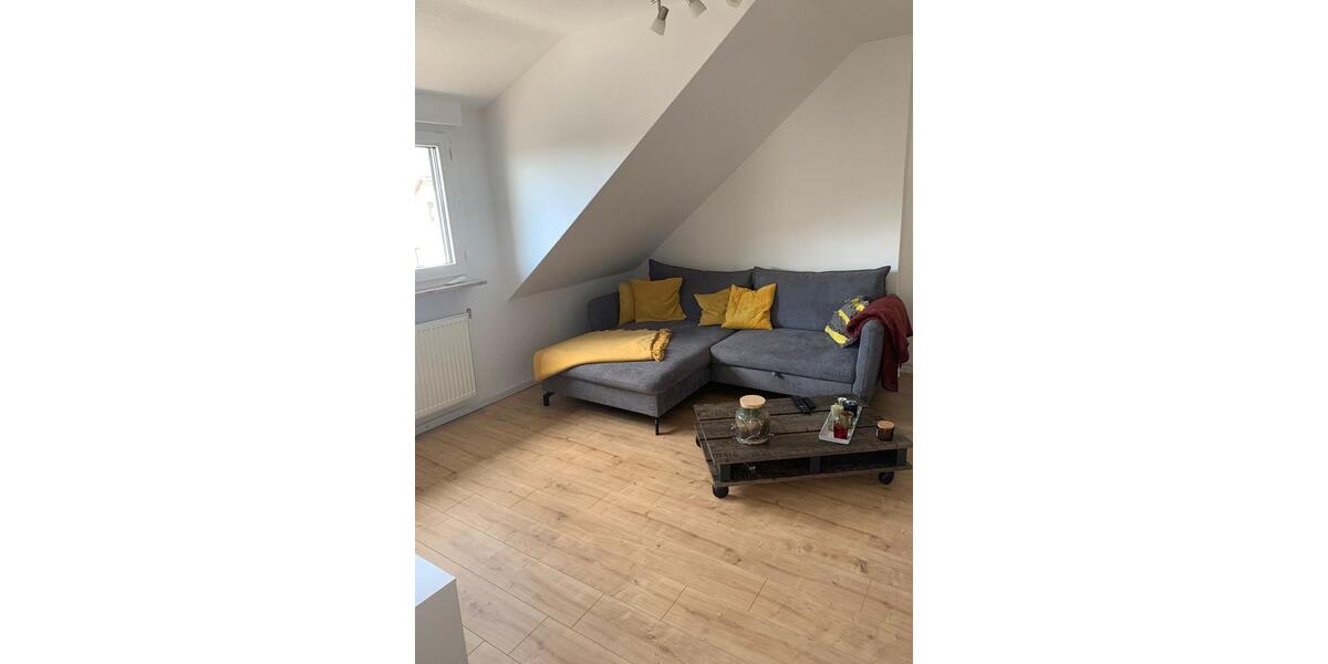 Dachgeschoßwohnung Petersberg - 2 Zimmer, 61 m&sup2;, 600&euro; | Angebot:26287927