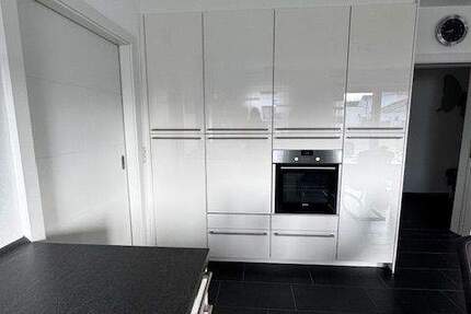 Haus Feuchtwangen - 4 Zimmer, 137 m&sup2;, 645.700&euro; | Angebot:26627772