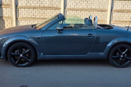 Audi TT 207.000 km 3.750 &euro; Remagen 52424