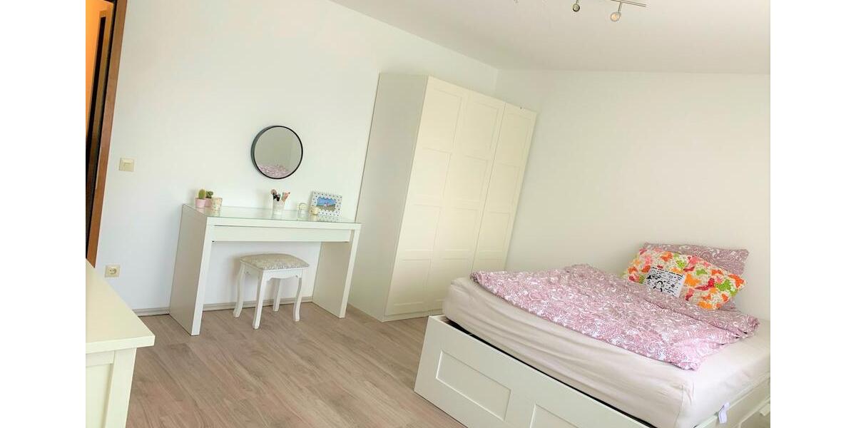 Erdgeschoßwohnung Bad Wildbad - 2.5 Zimmer, 56 m&sup2;, 600&euro; | Angebot:26335383