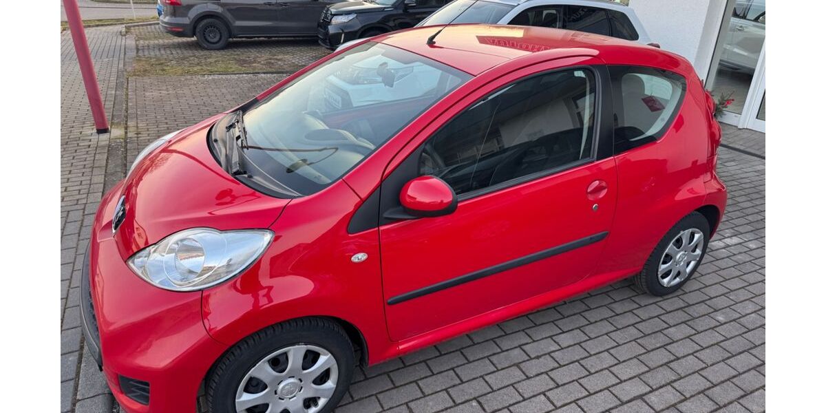 Peugeot 107 49.800 km 6.299 &euro; Amt Wachsenburg OT Ichtershausen 99334