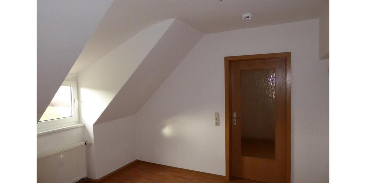 Etagenwohnung Unterwellenborn - 1 Zimmer, 25 m&sup2;, 145&euro; | Angebot:25342154