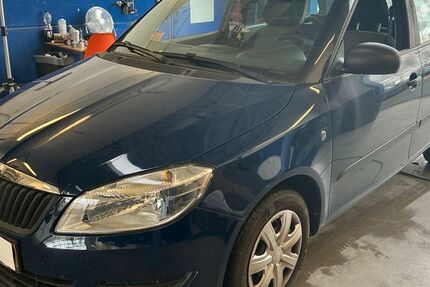 Skoda Fabia 125.673 km 2.000 &euro; Limbach-Oberfrohna 09212