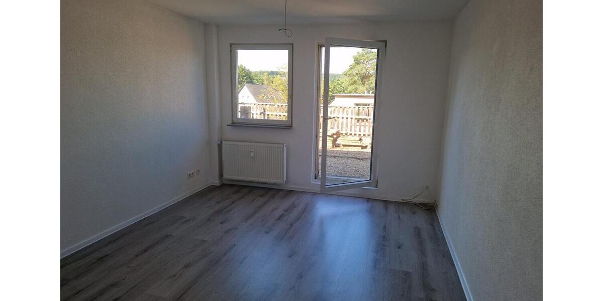 Etagenwohnung Saarbrücken West - 2 Zimmer, 76 m&sup2;, 650&euro; | Angebot:26408570