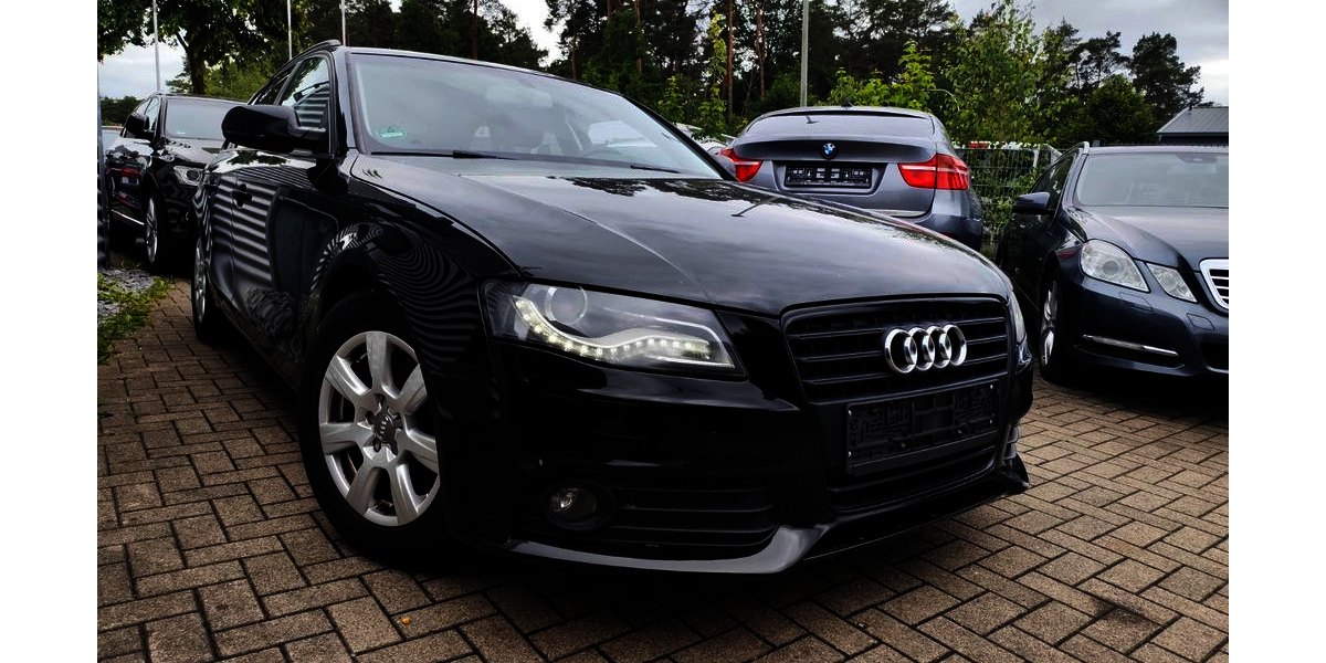 Audi A4 317.585 km 4.950 &euro; Schlangen 33189