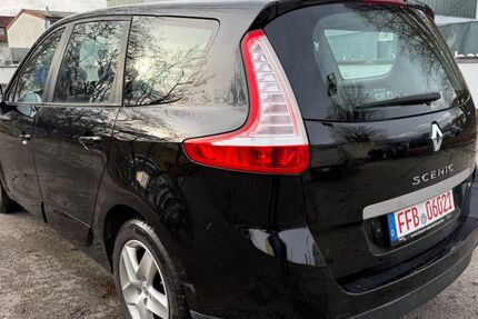 Renault Scenic 133.883 km 3.400 &euro; Emmering 82275