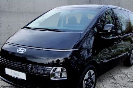 Hyundai STARIA 15.000 km 39.811 € Weimar 99427