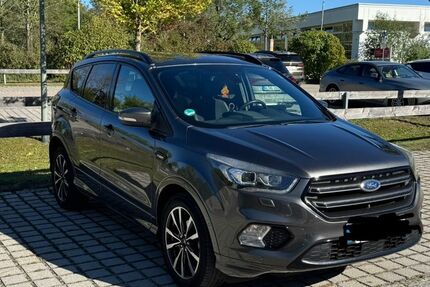 Ford Kuga 107.000 km 13.800 &euro; Taufkirchen 82024