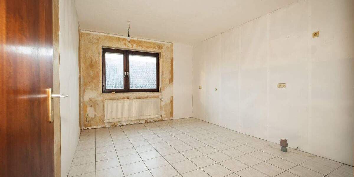 Einfamilienhaus Bad Königshofen Gabolshausen - 4 Zimmer, 103 m&sup2;, 89.000&euro; | Angebot:25744216