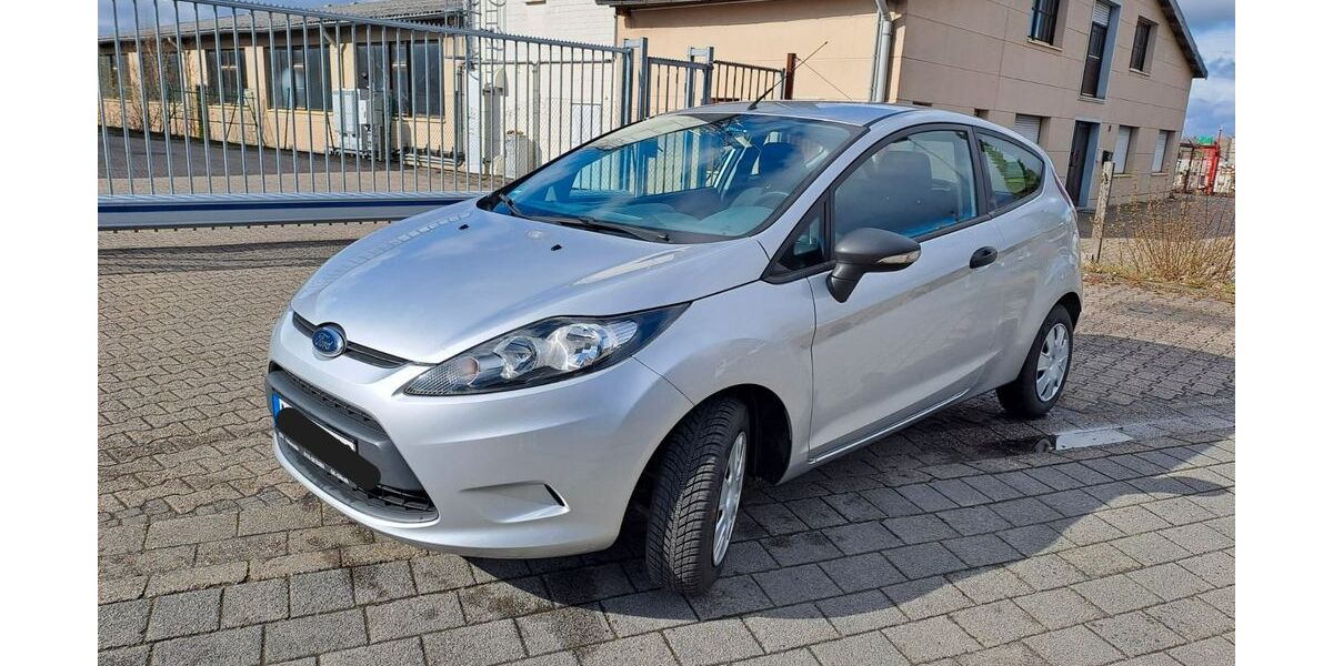 Ford Fiesta 95.773 km 2.899 &euro; Aachen 52070