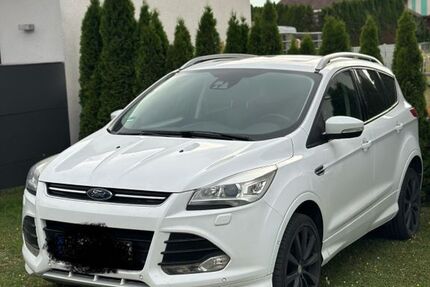 Ford Kuga 148.000 km 12.000 &euro; Vöhringen 72189