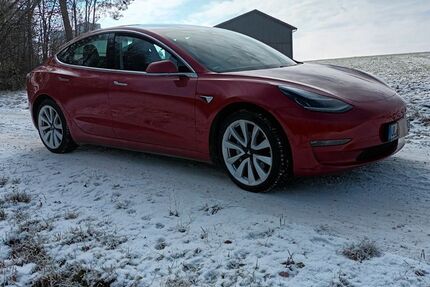 Tesla Model 3 140.000 km 18.800 &euro; Blaustein 89134