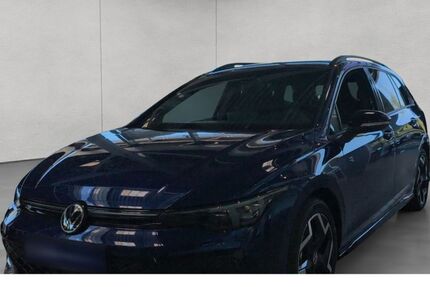 VW Golf 4.900 km 42.870 € Hamburg 21029