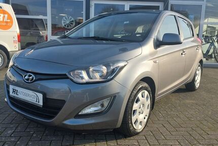 Hyundai i20 13.000 km 8.900 &euro; Löningen 49624