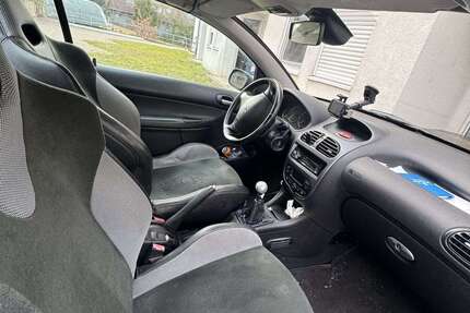 Peugeot 206 183.460 km 1.200 &euro; Heilbronn 74226