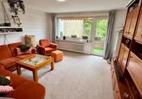 Schöne ruhige 3 Zimmer Wohnung mit Balkon und EBK