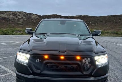 Dodge RAM 66.000 km 49.500 &euro; Sylt 25980