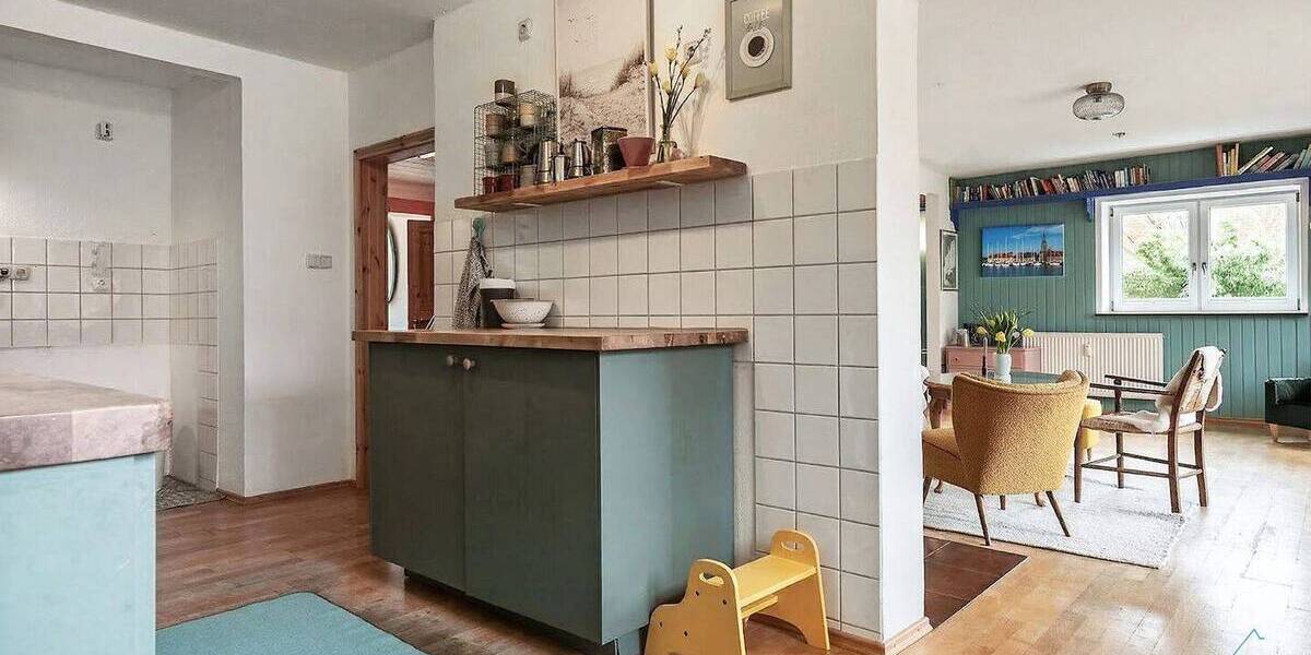 Mehrfamilienhaus, Wohnhaus Flensburg Weiche - 6 Zimmer, 255 m&sup2;, 399.000&euro; | Angebot:26202153