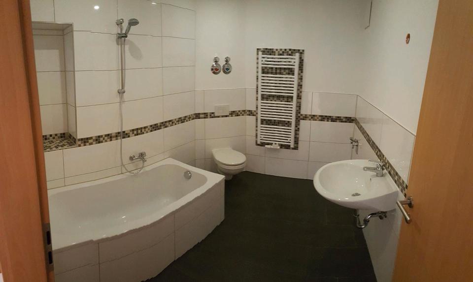 Einfamilienhaus Querfurt - 12 Zimmer, 221 m&sup2;, 200.000&euro; | Angebot:26971210