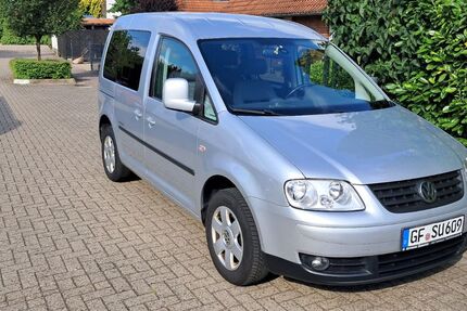 VW Caddy 179.000 km 5.555 &euro; Isenbüttel 38550