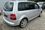 VW Touran 2.0 TDI Highline 7-Sitzer Tempomat AHK 220.000 km 2.000 &euro; Altdorf 84032
