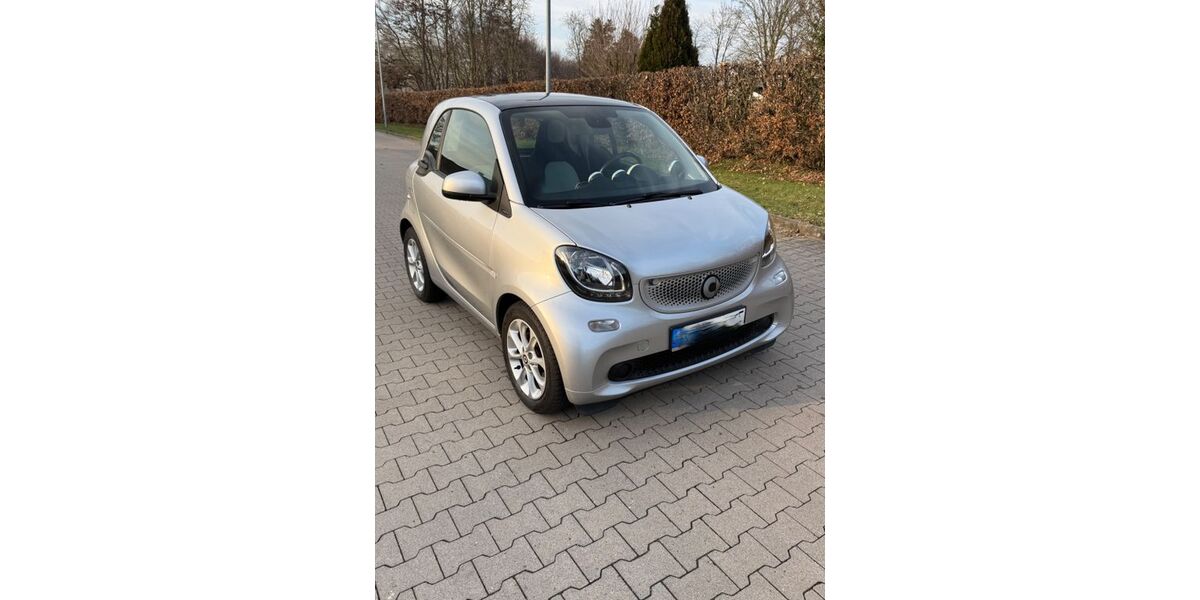 Smart ForTwo 64.800 km 7.650 &euro; Steinfeld (Oldenburg) 49439