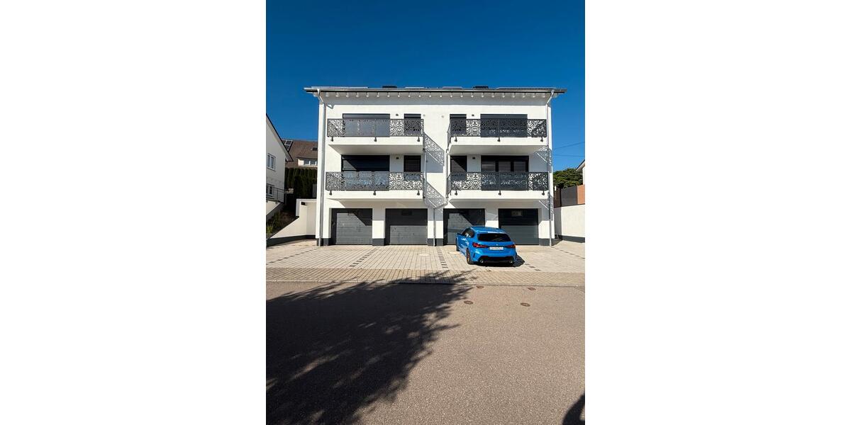 Dachgeschoßwohnung Villingen-Schwenningen Schwenningen - 2 Zimmer, 60 m&sup2;, 800&euro; | Angebot:26346908