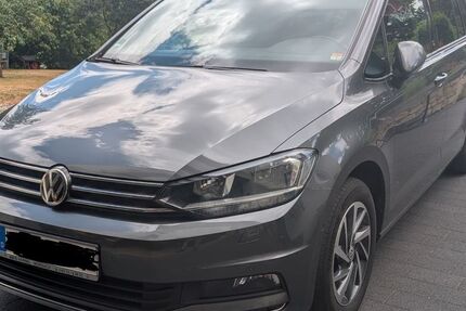 VW Touran 158.200 km 14.975 &euro; Manderscheid 54531