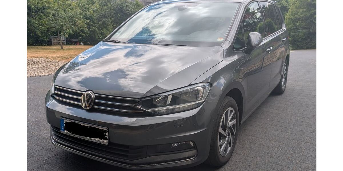 VW Touran 158.200 km 15.275 &euro; Manderscheid 54531