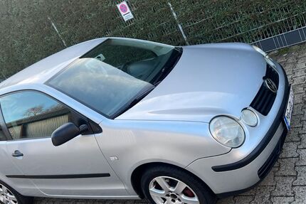 VW Polo 152.425 km 1.699 &euro; Mönchengladbach 41068