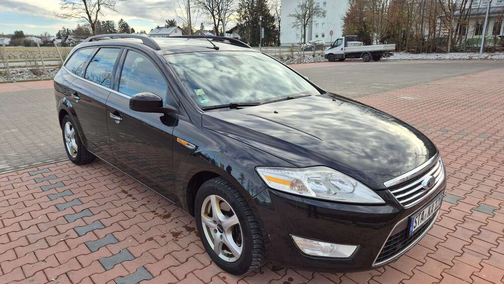 Ford Mondeo 377.500 km 3.000 € Germering 82110