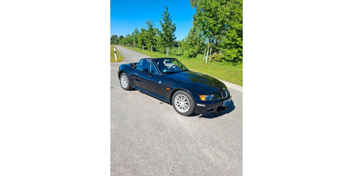 BMW Z3 152.500 km 13.333 &euro; Oldenburg 26131