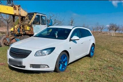 Opel Insignia 191.771 km 2.300 € Schwarzenberg 08340
