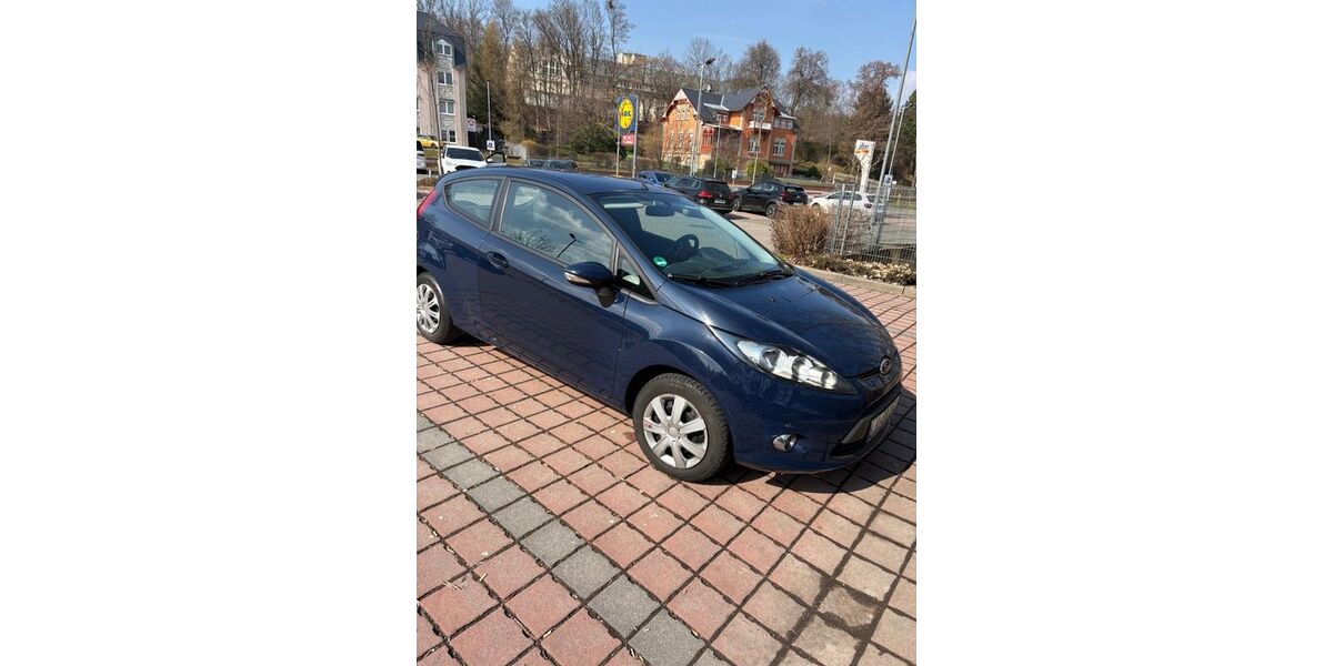Ford Fiesta 79.600 km 5.500 &euro; Auerbach /Vogtl. 08209