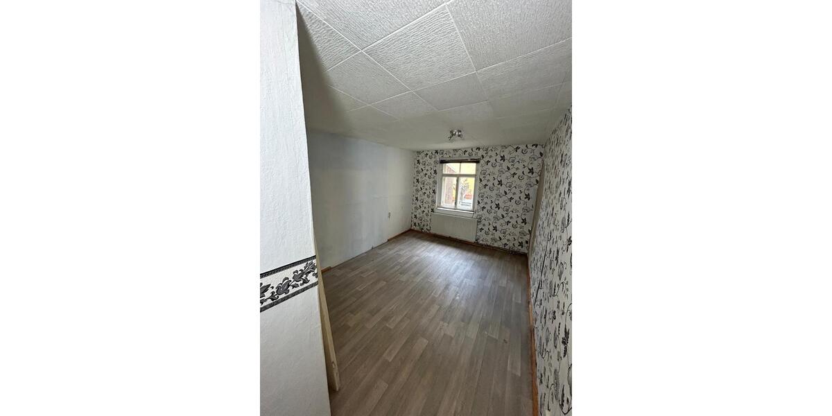 Reihenhaus Wolkenstein - 8 Zimmer, 200 m&sup2;, 78.000&euro; | Angebot:26517544