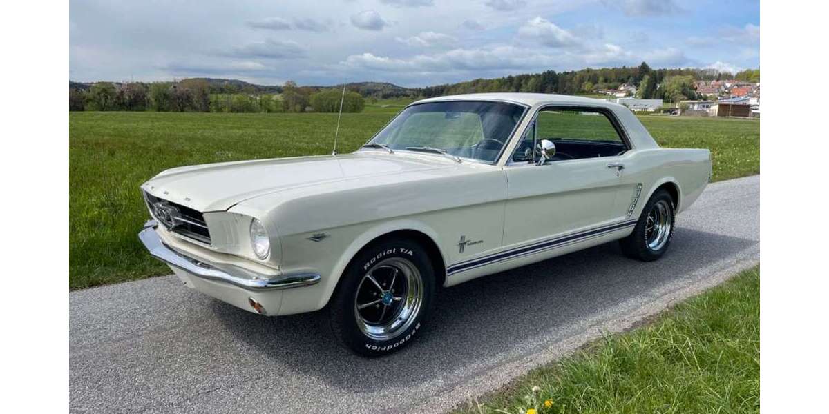 Ford Mustang 9.999 km 39.850 &euro; Wüstenrot 71543