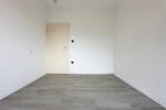 Frisch renovierte 3-Zi.-Whg., EBK, Balkon, Loggia, DG-Raum in zentraler Lage Bremen-Walle