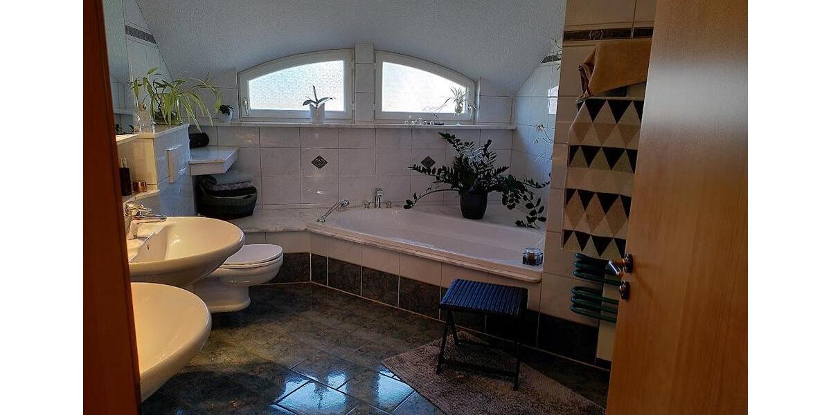 Maisonettenwohnung Suhl Schmiedefeld am Rennsteig - 4 Zimmer, 105 m&sup2;, 255.000&euro; | Angebot:26764816