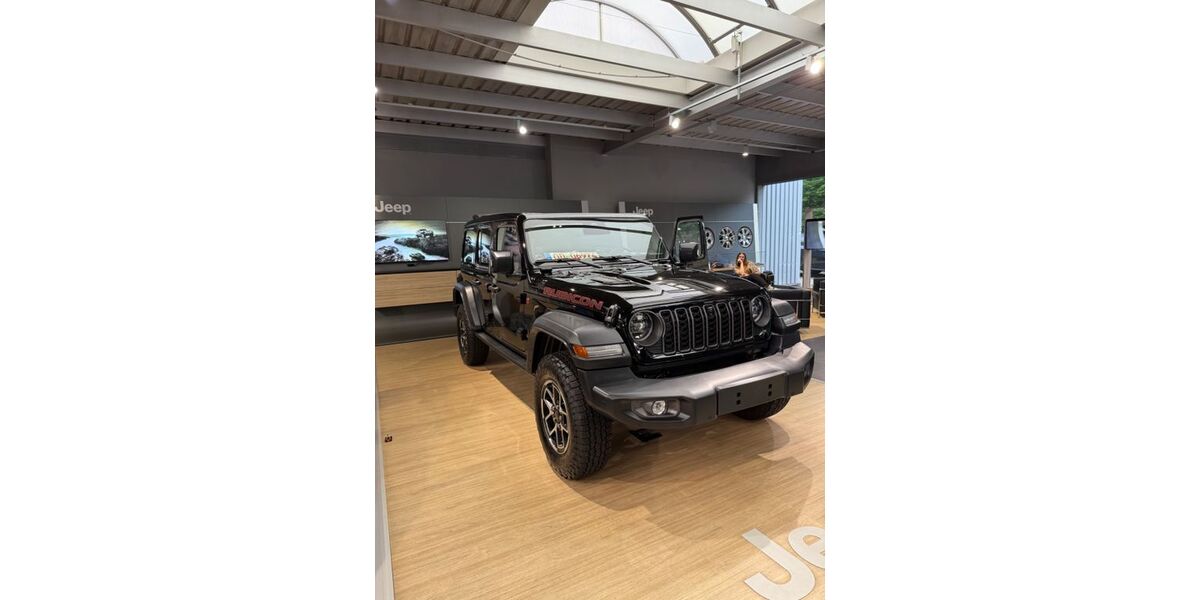 Jeep Wrangler 5.800 km 59.999 &euro; Bad Oldesloe 23843