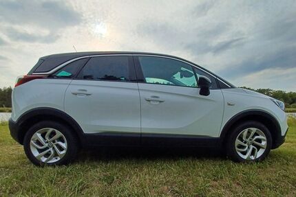 Opel Crossland (X) 96.500 km 7.950 &euro; Erlangen 91054