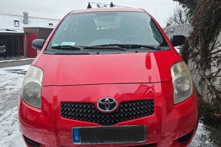 Toyota Yaris 154.800 km 1.700 &euro; Schönaich 71101